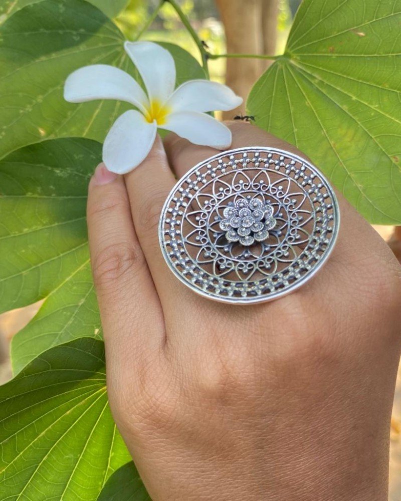 NOOR STATEMENT RING