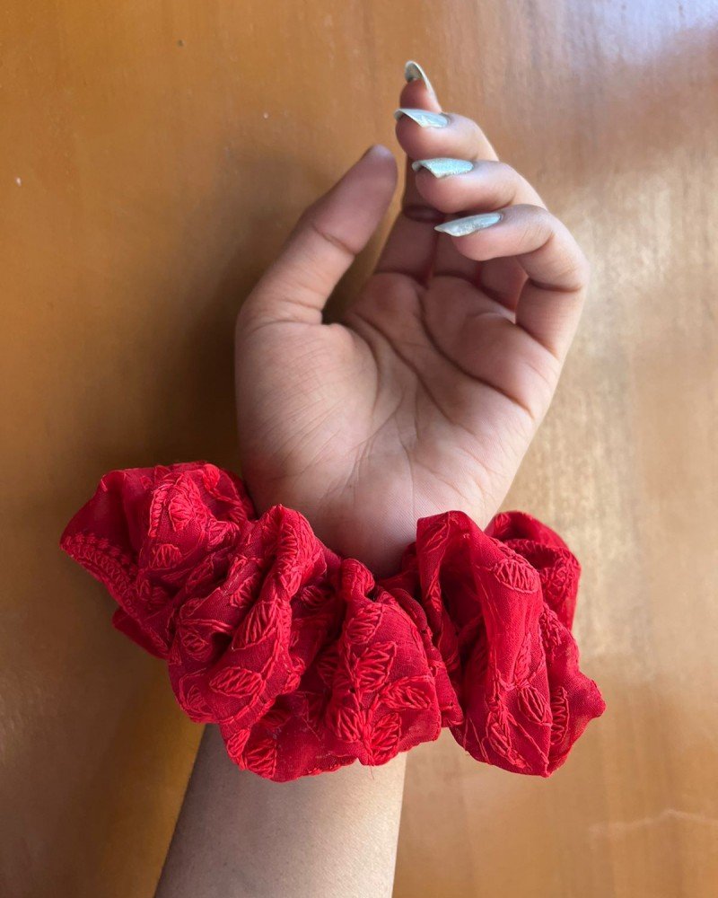 RED CHIKANKARI SCRUNCHY