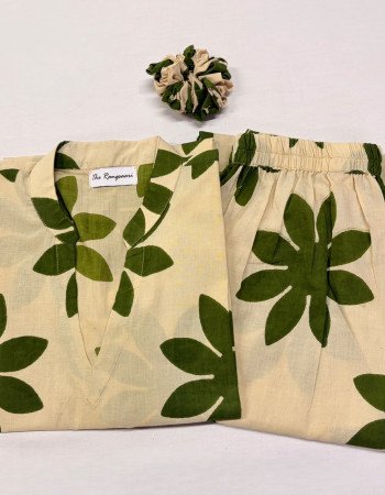 GREEN FLOWER HANDBLOCK COORD SET