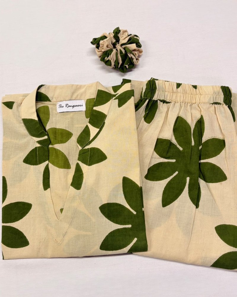 GREEN FLOWER HANDBLOCK COORD SET