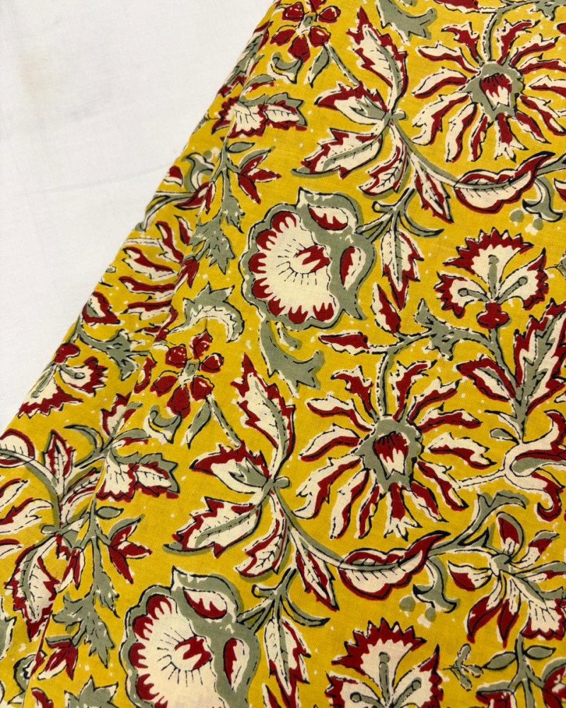 MUSTARD FLORAL VEST TOP