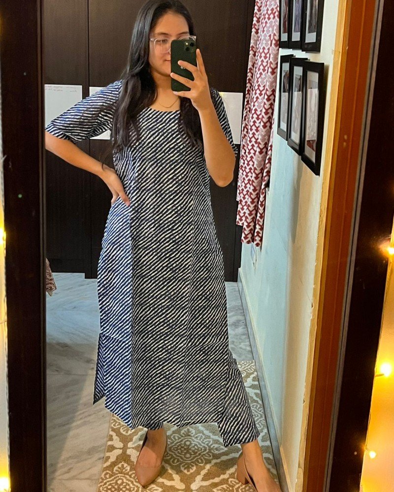 BLUE LEHRIYA KURTA PANT SET