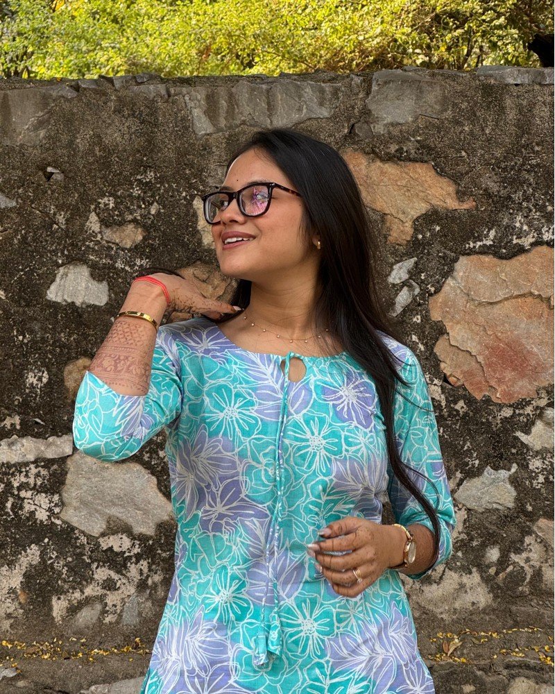 LIGHT FEROZI FLOWER MOTIF LONG STRAIGHT KURTI