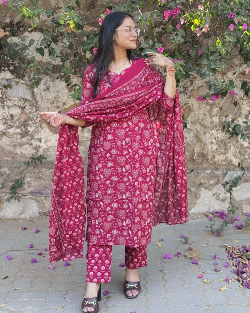 MAGENTA FLORAL MOTIF SUIT SET 