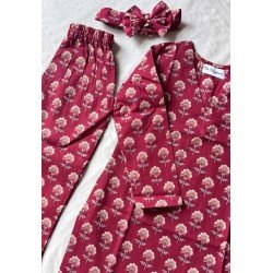 MAGENTA SMALL FLORAL MOTIF KIDS KURTA BOTTOM SET