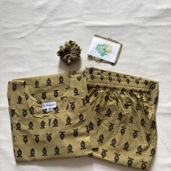 CREAM BLACK LITTLE MOTIF NIGHT SET