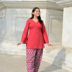 RED MOTIF HANDBLOCK FARSI SET 