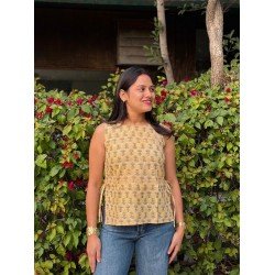 LIGHT MUSTARD LITTLE MOTIF HANDBLOCKED PIHU TOP