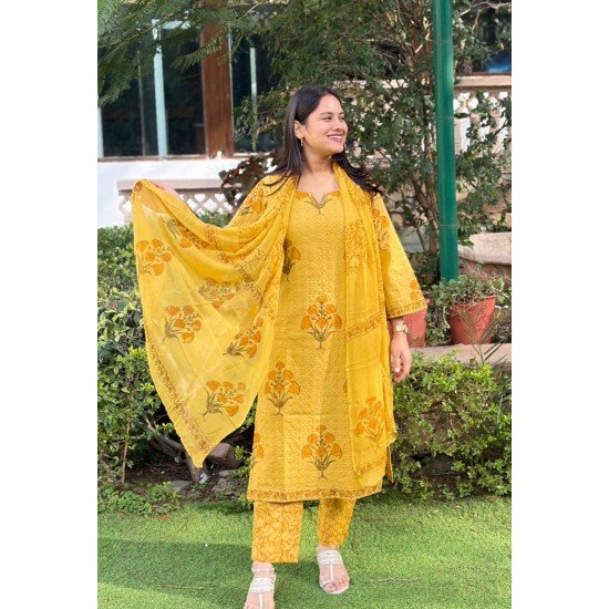 MUSTARD SCHIFFILI PRINTED COTTON SUIT SET