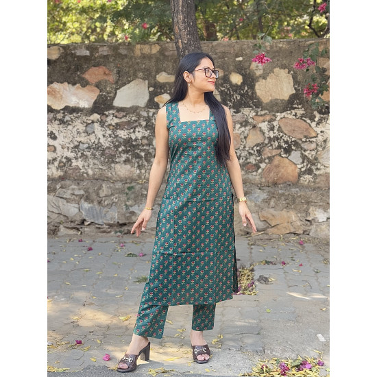 GREEN LITTLE FLORAL MOTIF KURTA BOTTOM SET