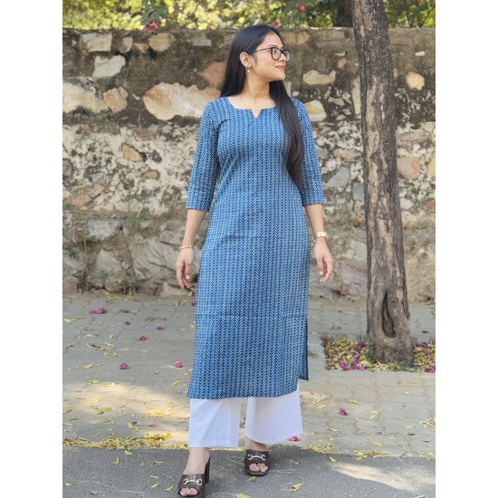 INDIGO ZIG ZAGS MOTIFS LONG STRAIGHT KURTI