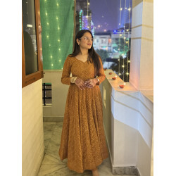 BROWN CHIKANKARI UMBRELLA GHER KURTI