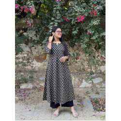 BLACK FLORAL LITTLE MOTIF A LINE KURTI