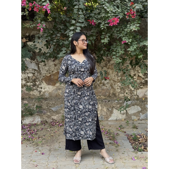 BLACK FLORAL GOLDEN FOIL LONG STRAIGHT KURTI