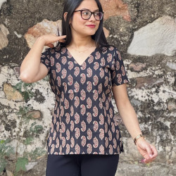 BLACK PAISLEY MOTIF SUPER SHORT STRAIGHT KURTI 