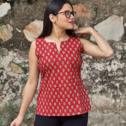 MAROON LITTLE FLOWER SUPER SHORT STRAIGHT KURTI 