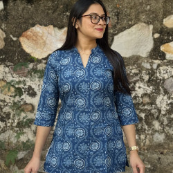 INDIGO FLORALS MOTIF SHORT STRAIGHT KURTI