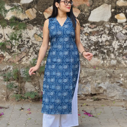 INDIGO FLORALS MOTIF LONG STRAIGHT KURTI