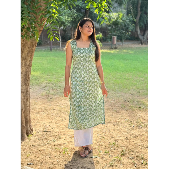 PASTEL GREEN MOTIFS LONG STRAIGHT KURTI