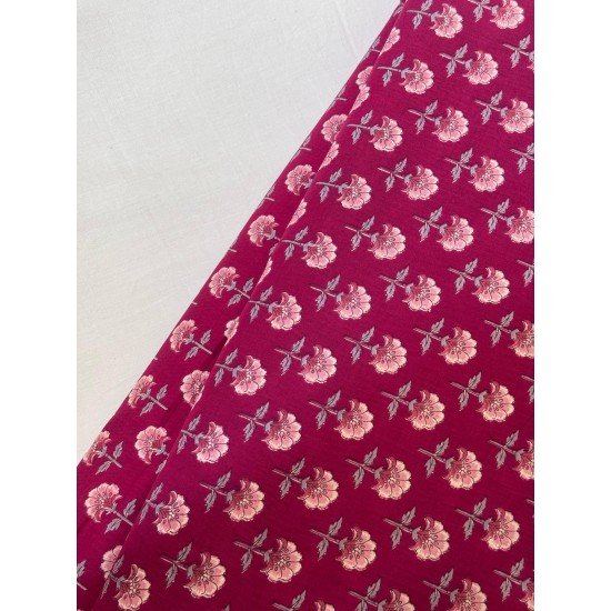 MAGENTA SMALL FLORAL MOTIF KURTA BOTTOM SET MAGENTA SMALL FLORAL MOTIF KURTA BOTTOM SET