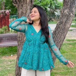 SEA GREEN BANDHANI GEORGETTE CLAIRE TOP