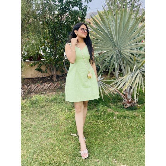 SOLID GREEN COCO DRESS SOLID GREEN COCO DRESS