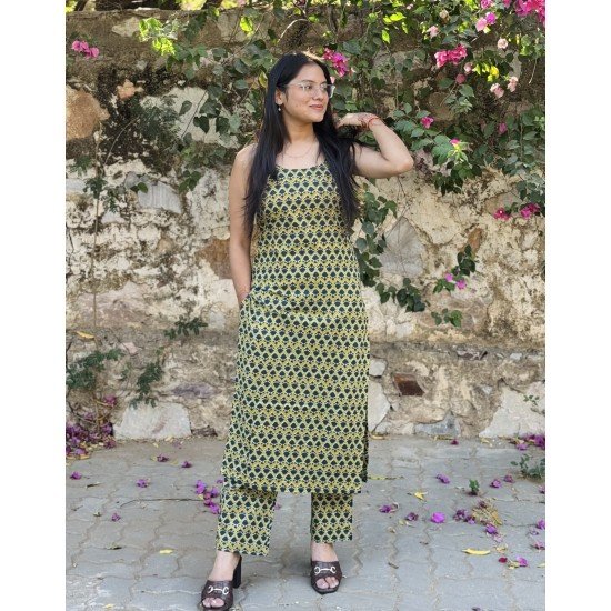 LEMON GREEN MOTIF KURTA BOTTOM SET LEMON GREEN MOTIF KURTA BOTTOM SET