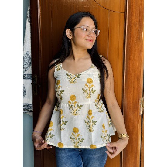 DARK PEACH LITTLE MOTIFS SHORT A LINE TOP DARK PEACH LITTLE MOTIFS SHORT A LINE TOP