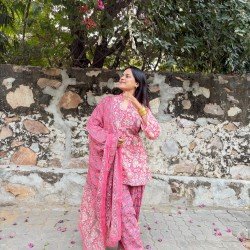 LIGHT PINK FLORAL MOTIF AFGHANI SET